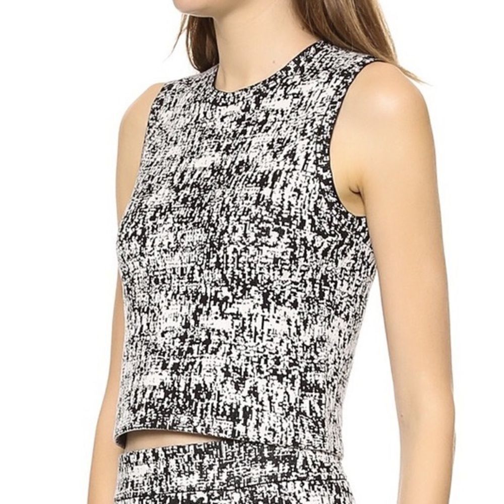 Theory Breeta Crop Top